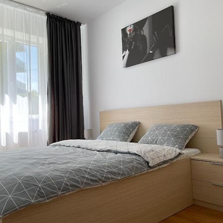 Silence Apartment 2 Oradea Buitenkant foto
