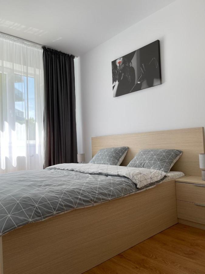 Silence Apartment 2 Oradea Buitenkant foto