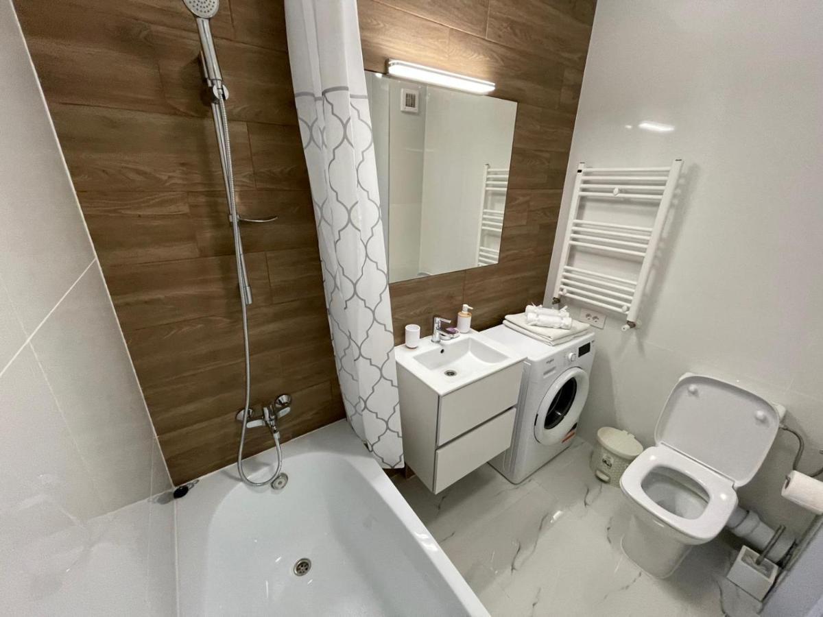 Silence Apartment 2 Oradea Buitenkant foto