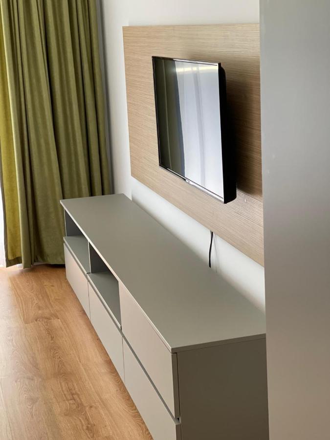 Silence Apartment 2 Oradea Buitenkant foto